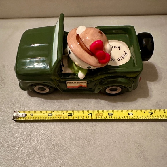 Hello Kitty Ceramic Adventure Tours Green Jeep Truck Tea Light Candle Holder New - Picture 11 of 12